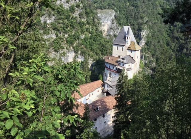 Appartamento Da Romina Con Parcheggio Gratuito Sanzeno Exterior foto